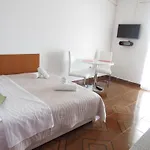 Renjak Apartamento