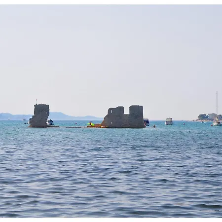 아파트 Renjak *