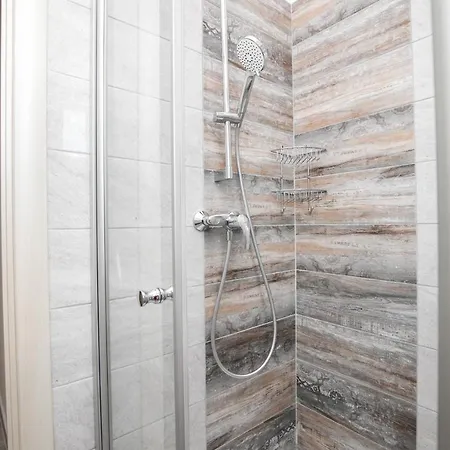 Renjak Apartment