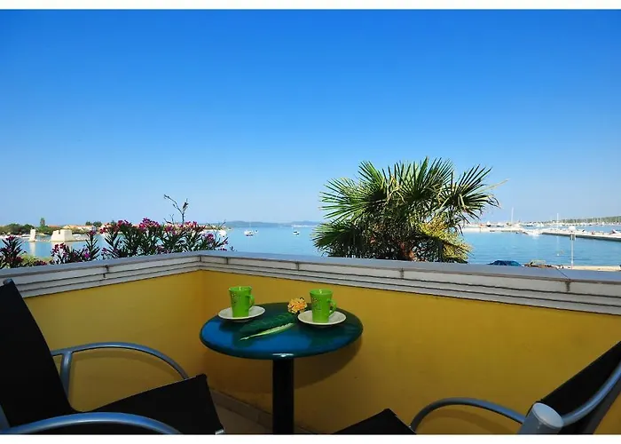 Renjak 아파트 Sukošan